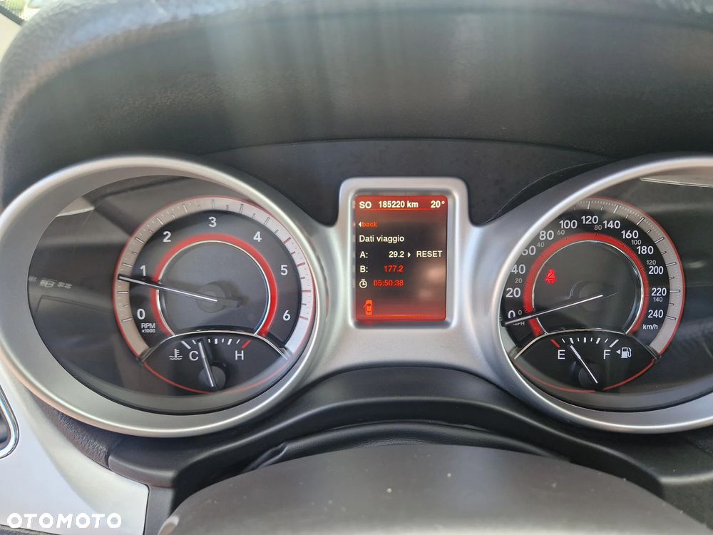 Fiat Freemont 2.0 Multijet 16V DPF Urban - 24