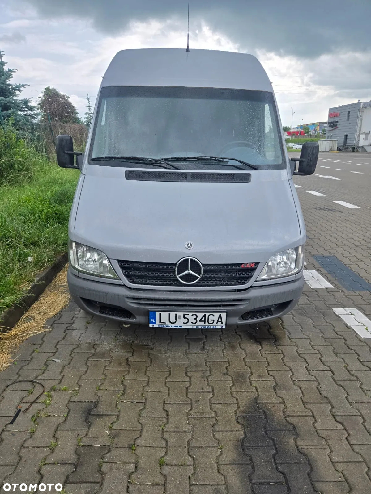 Mercedes-Benz Sprinter - 2