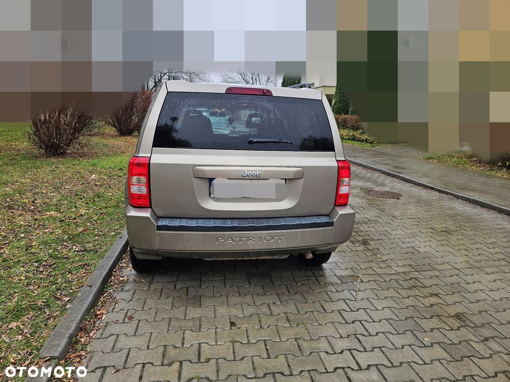 Jeep Patriot ver-2-4-limited-cvt2 - 3