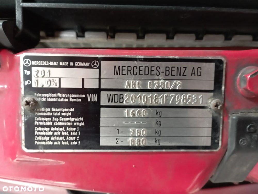 Mercedes-Benz W201 (190) - 37