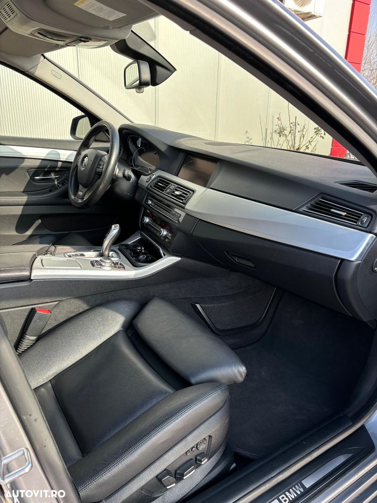 BMW Seria 5 530d xDrive Aut. Luxury Line - 5
