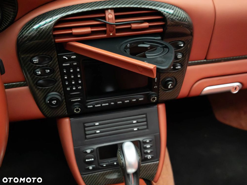 Porsche 911 - 28