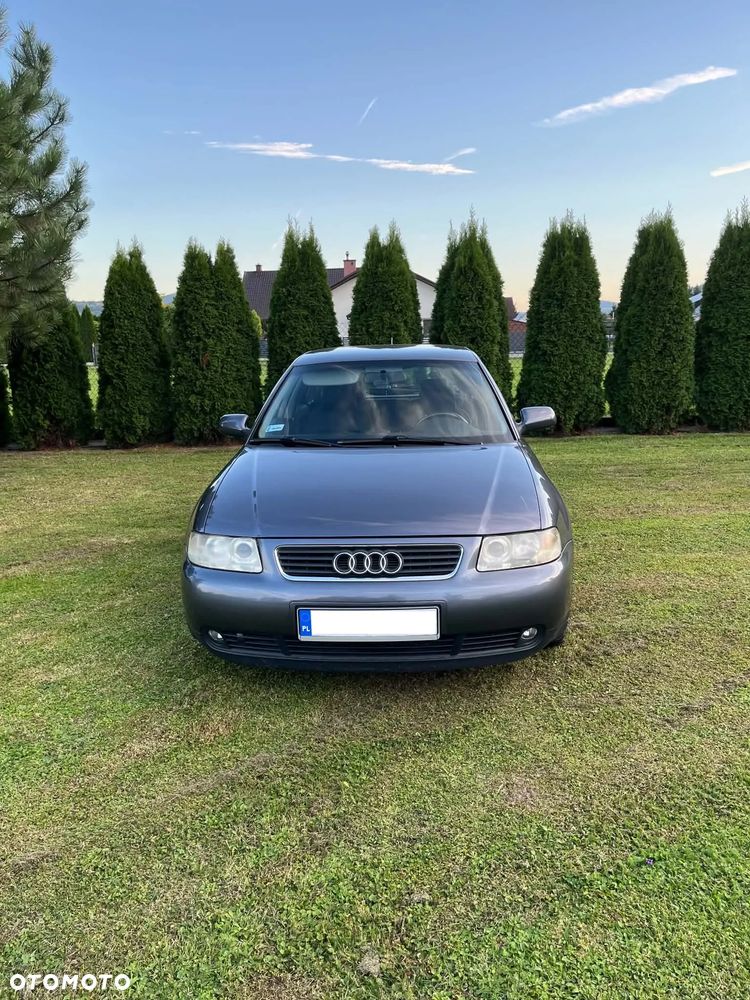 Audi A3 Sportback - 2
