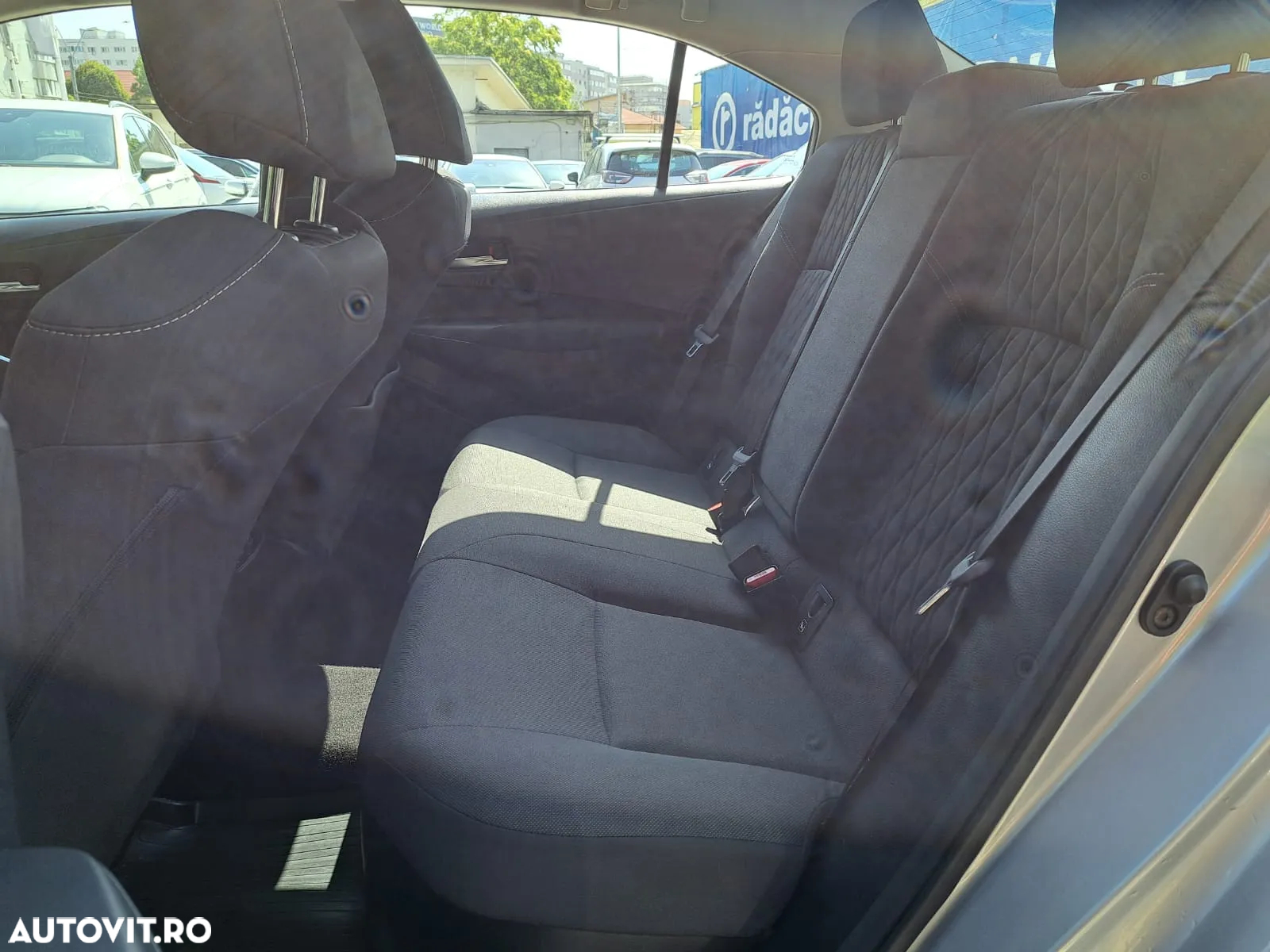 Toyota Corolla - 21