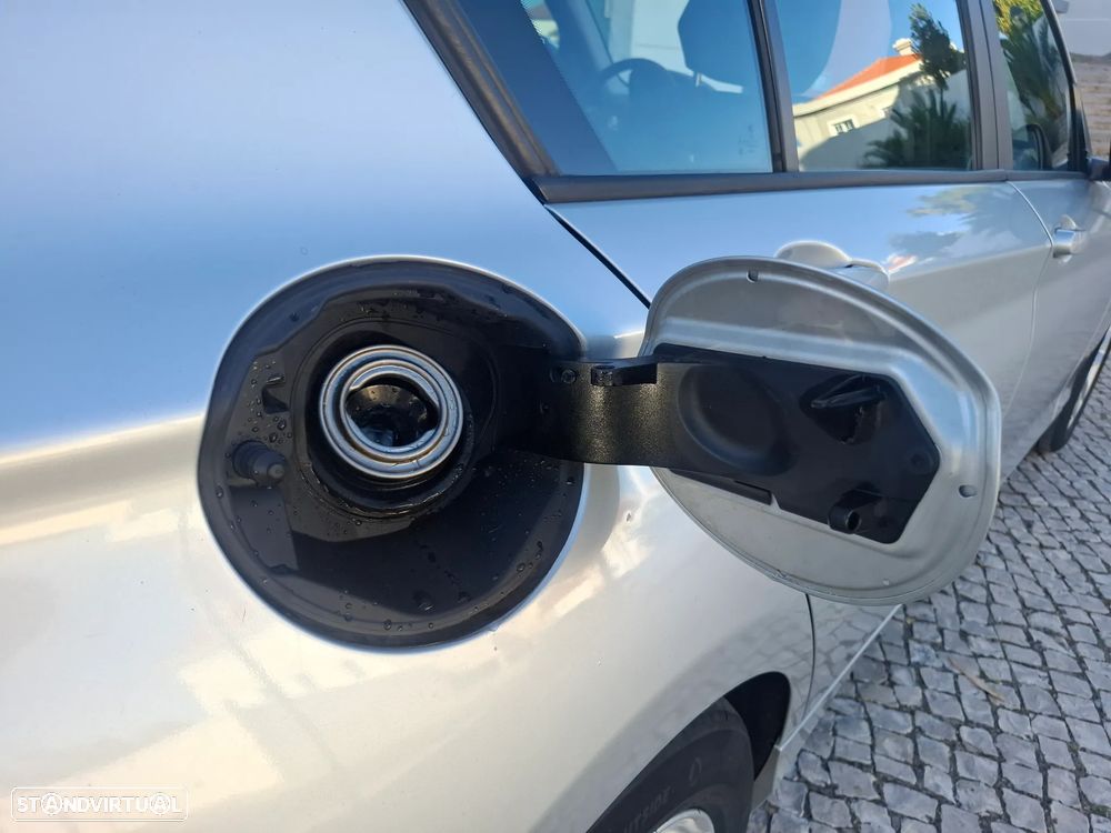 BMW 116 d EDynamics Advantage - 46