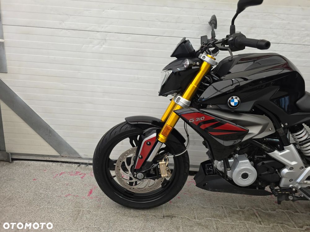 BMW G - 10