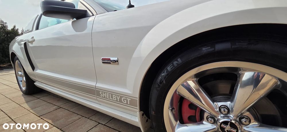 Ford Mustang - 7