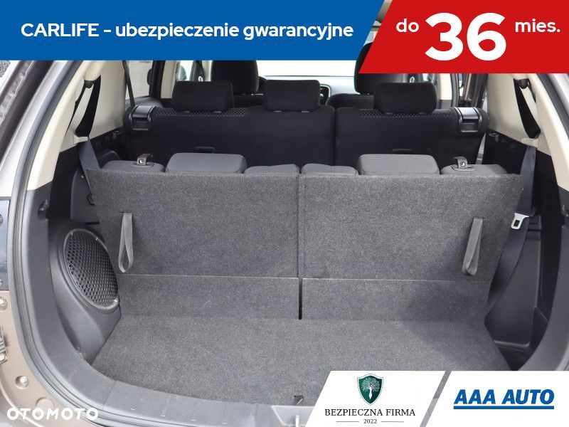 Mitsubishi Outlander - 19
