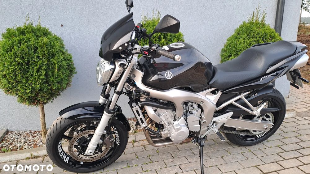 Yamaha FZ - 5