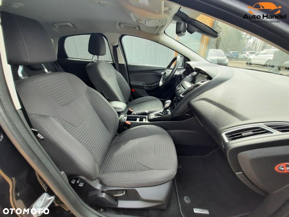 Ford Focus 1.5 EcoBoost STart-Stopp-System TITANIUM - 33