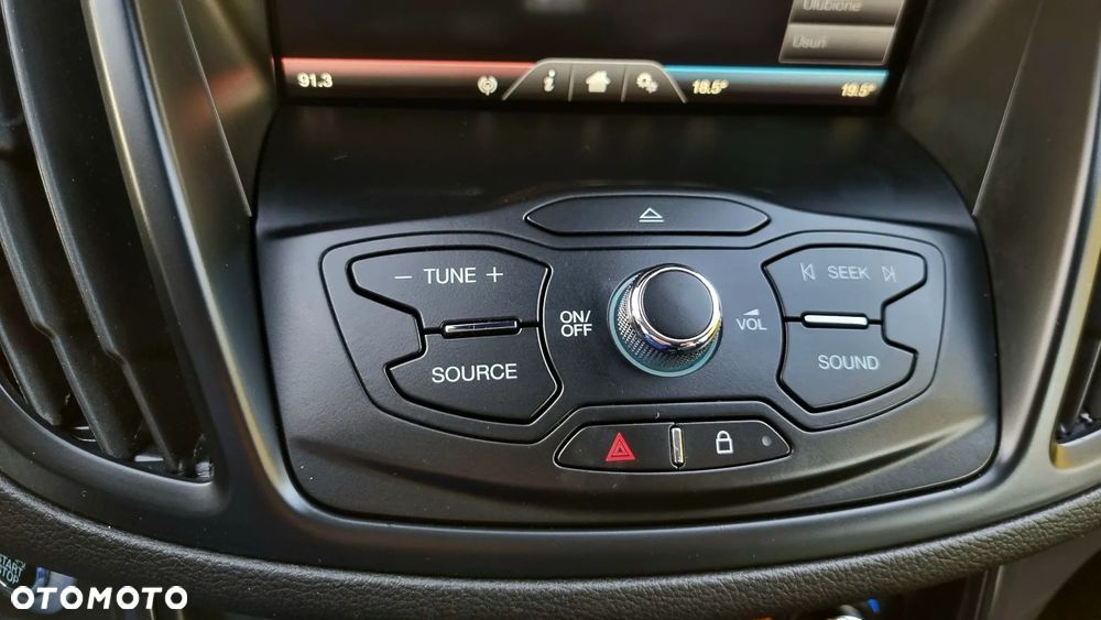 Ford Kuga 2.0 TDCi 2x4 Titanium - 33