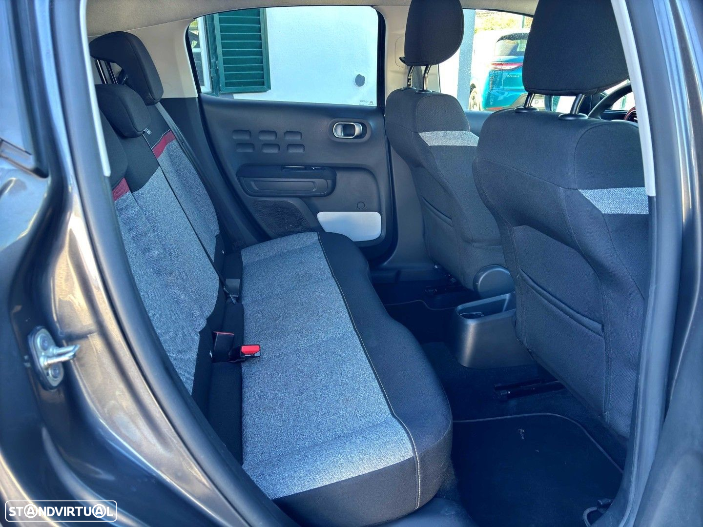 Citroën C3 1.2 PureTech C-Series - 19