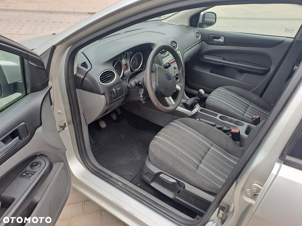 Ford Focus 1.6 TDCi Silver X - 8