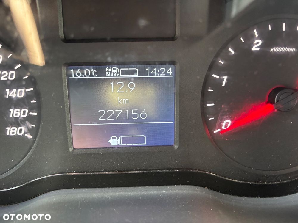 Mercedes-Benz Sprinter - 17