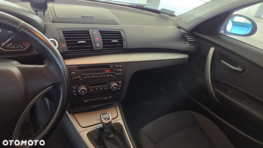 BMW Seria 1 - 10