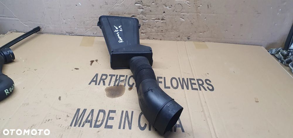 Wlot kanał dolot powietrza Skoda Roomster 1.4 TDI 6Q0129618G 5J0805971 - 2
