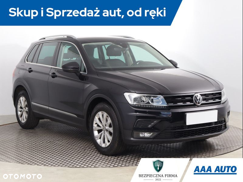 Volkswagen Tiguan - 2