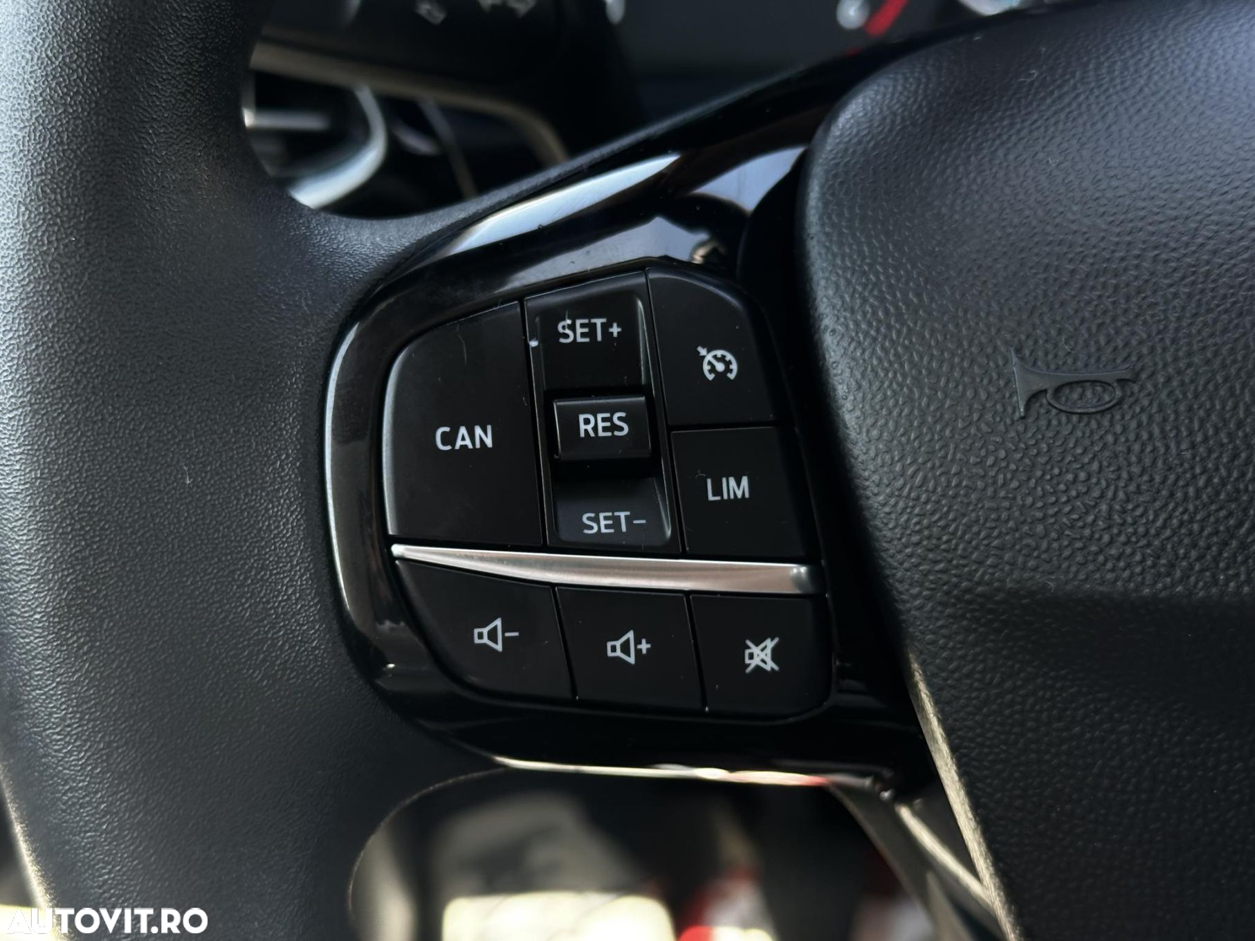 Ford Fiesta - 16