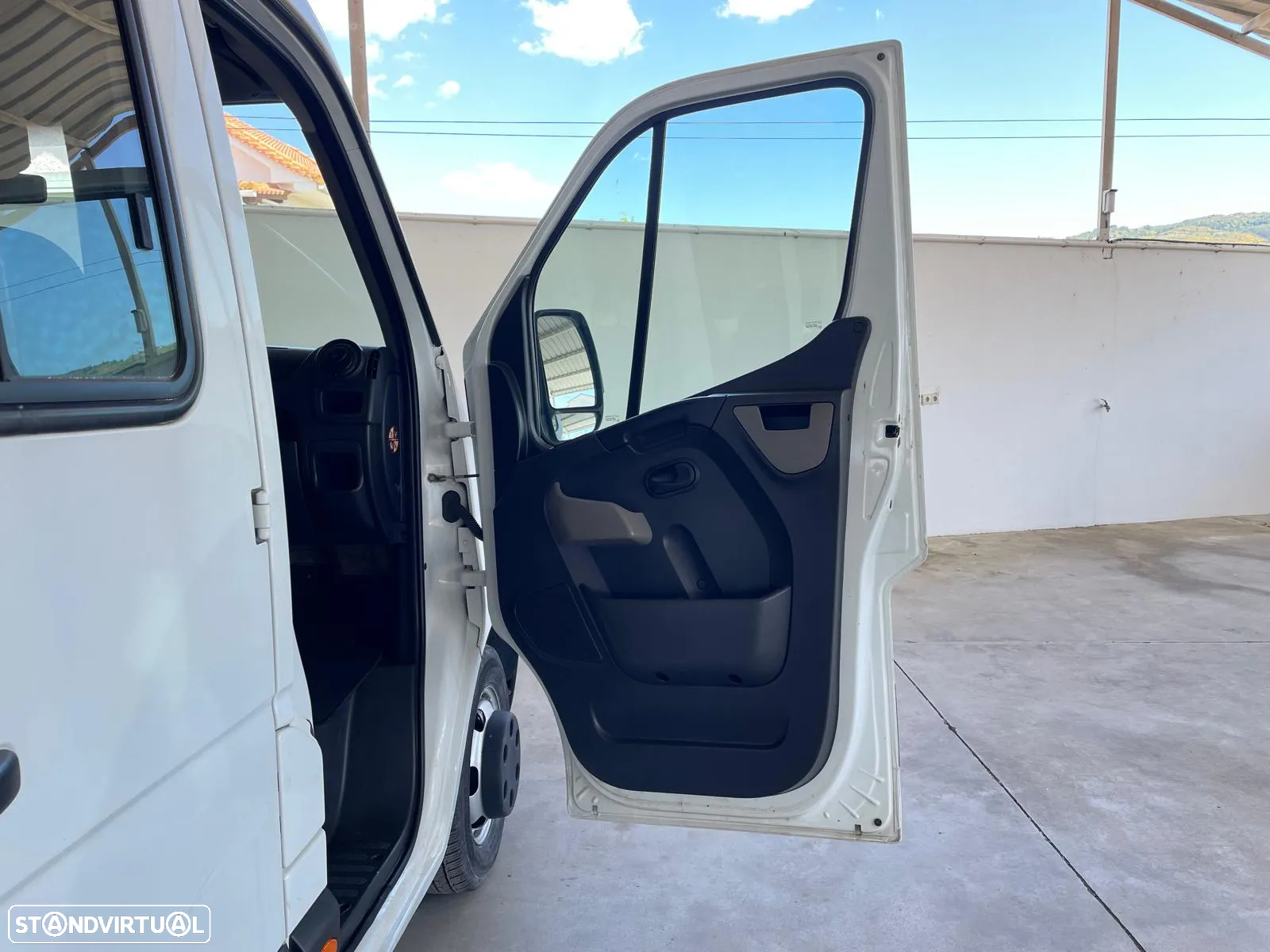 Renault Master 2.3 DCI 7LUG c/Báscula - 25
