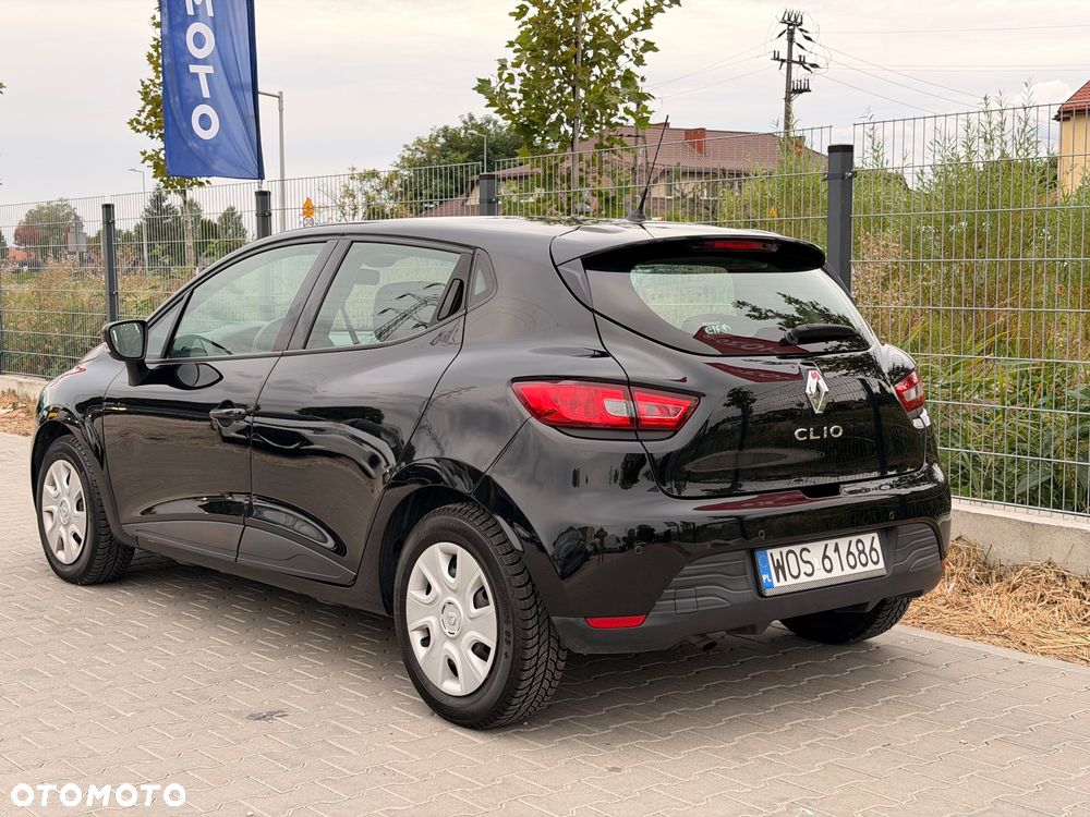 Renault Clio 1.2 16V Intens - 10