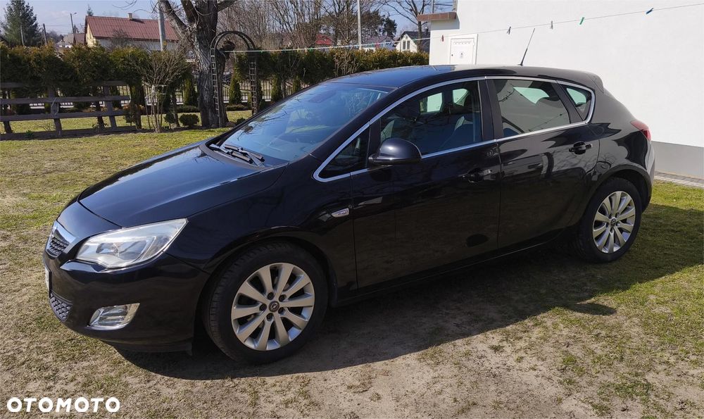Opel Astra 1.7 CDTI DPF Color Edition - 1