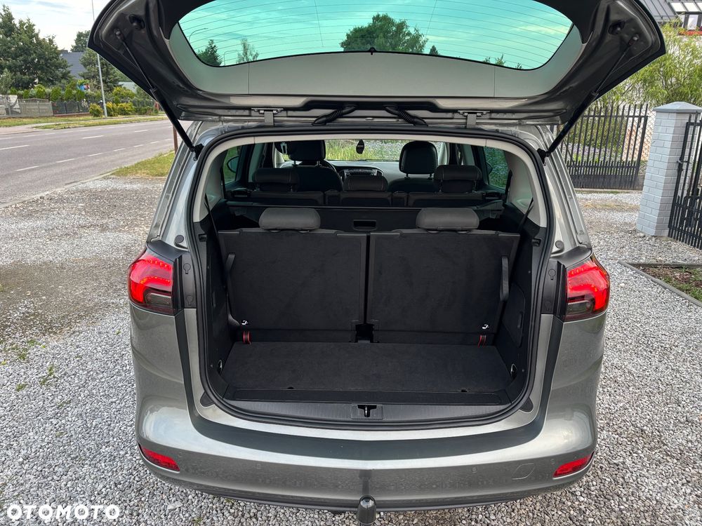 Opel Zafira - 22