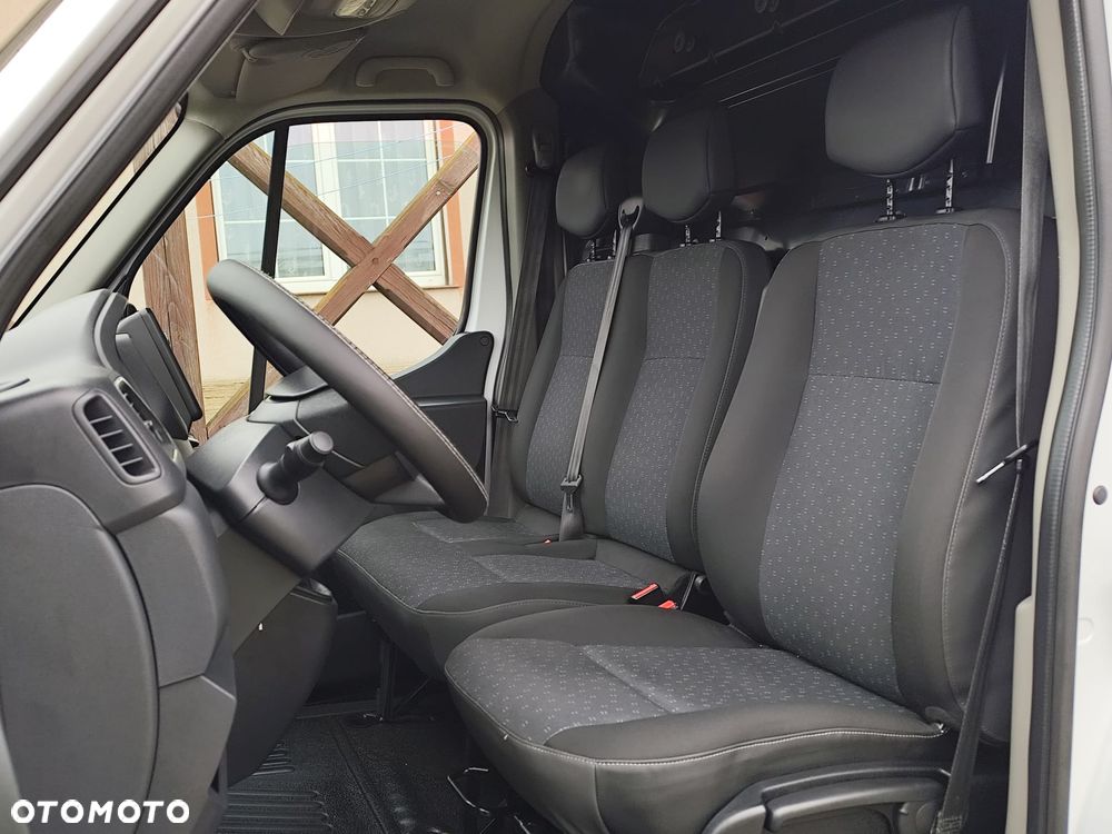Opel Movano 2.3CDTI 135 - 11
