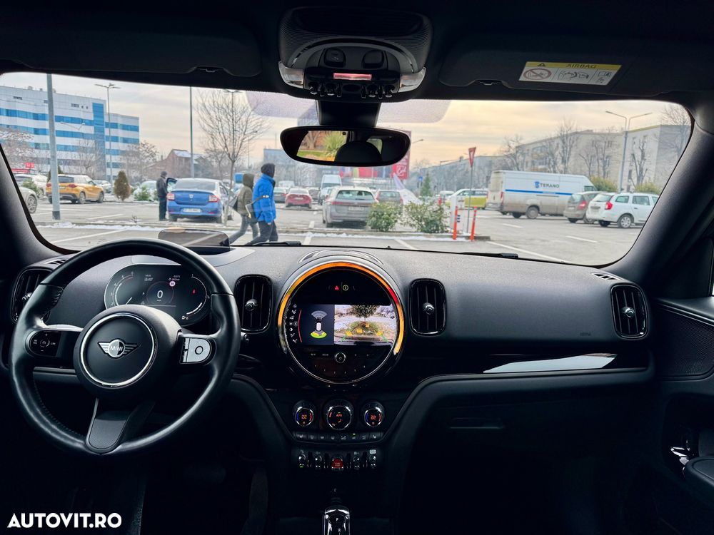 Mini Countryman Cooper SD ALL4 AT - 11