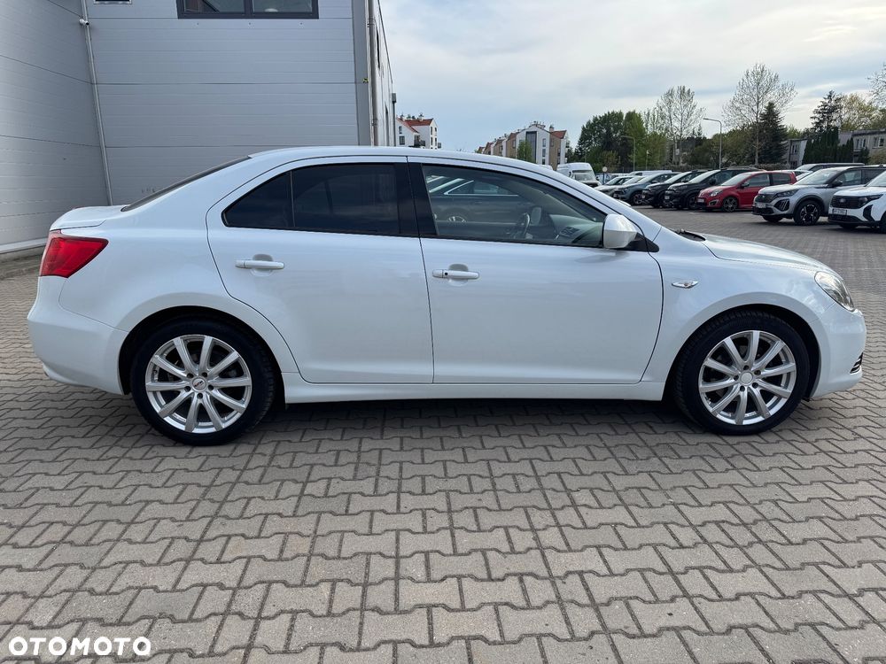 Suzuki Kizashi 2.4 Sport 4WD CVT - 6
