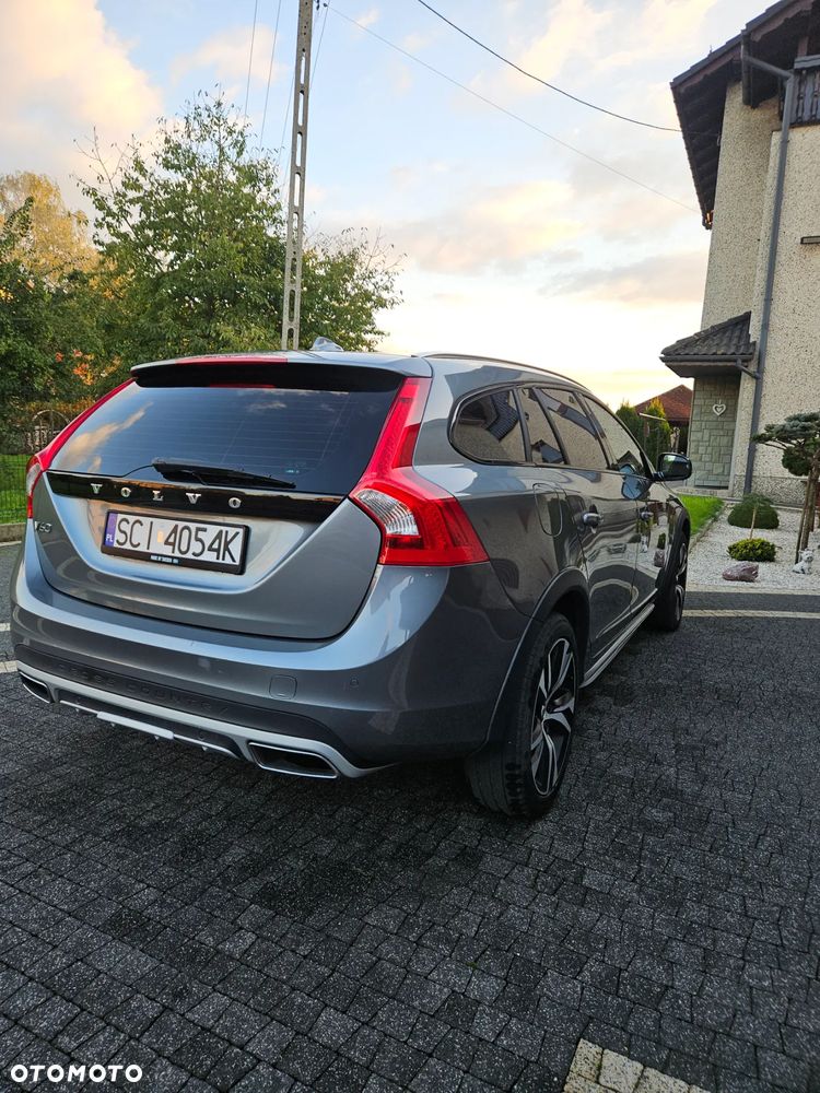 Volvo V60 D3 Drive-E Kinetic - 4
