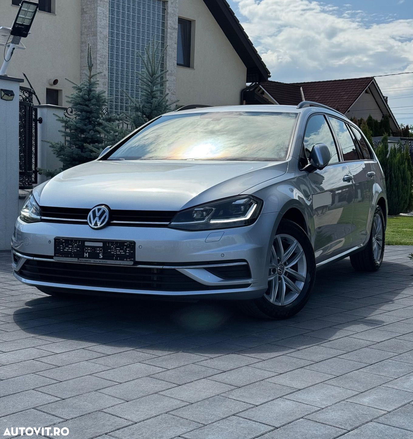 Volkswagen Golf 2.0 TDI DSG Comfortline - 1