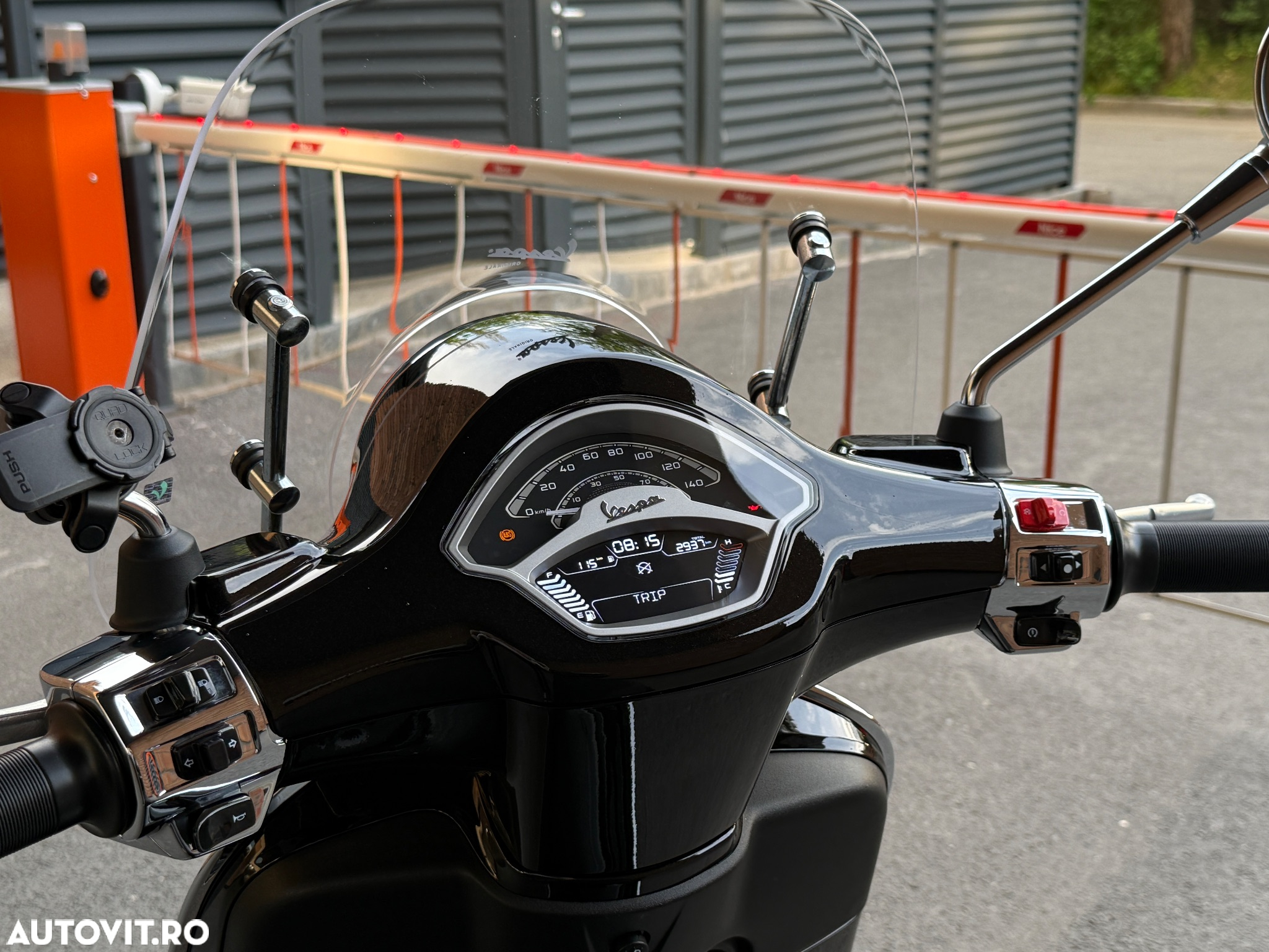 Vespa 125 Primavera - 9