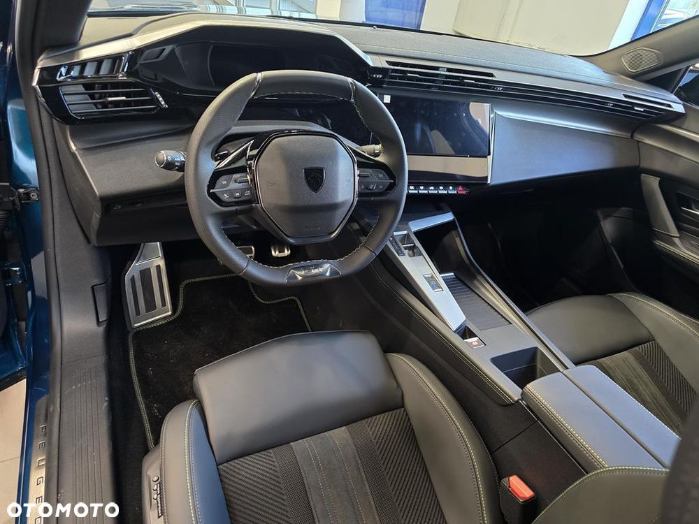 Peugeot 408 1.2 PureTech mHEV GT S&S e-DSC6 - 11