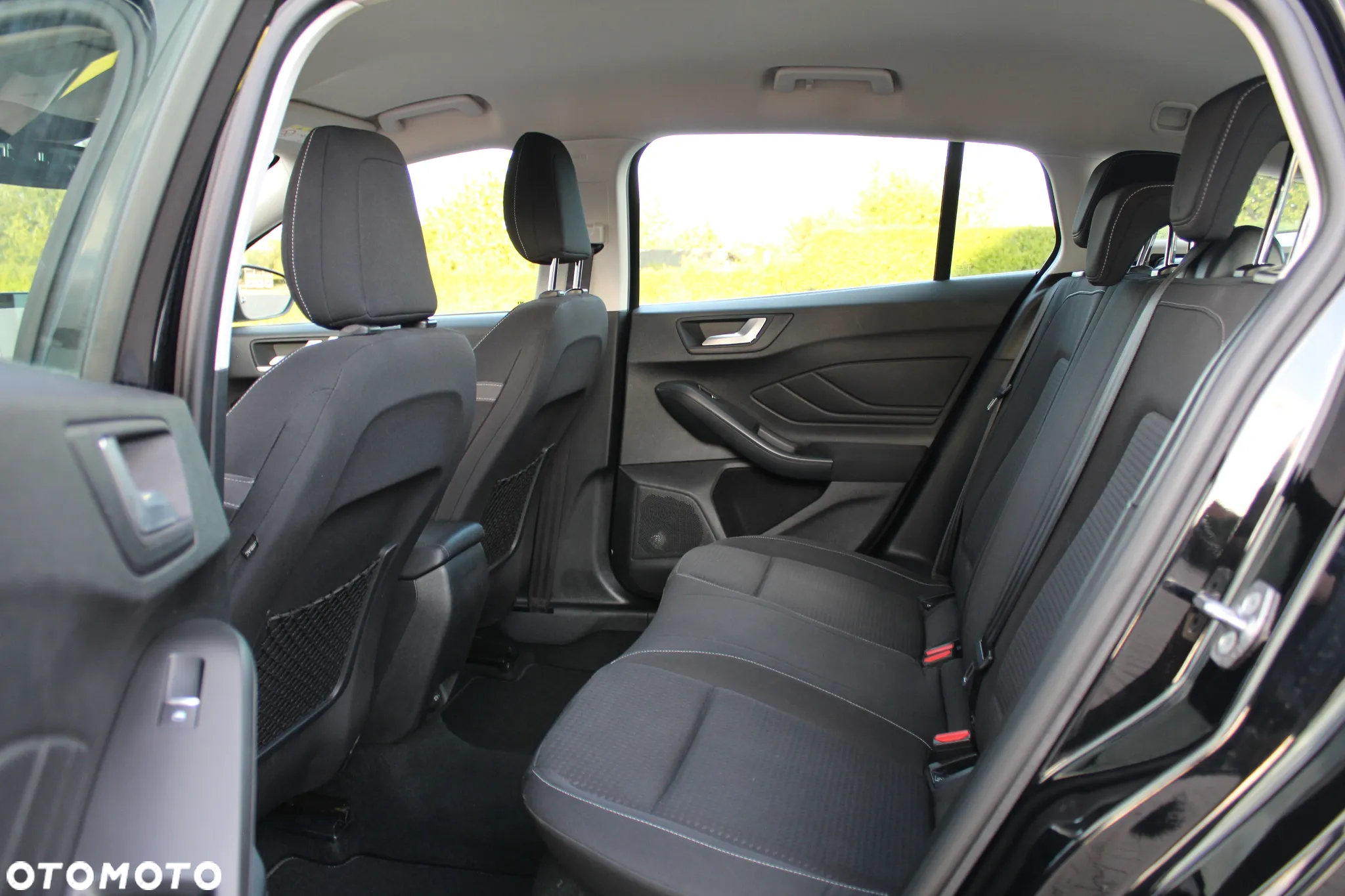 Ford Focus 1.0 EcoBoost Titanium - 26