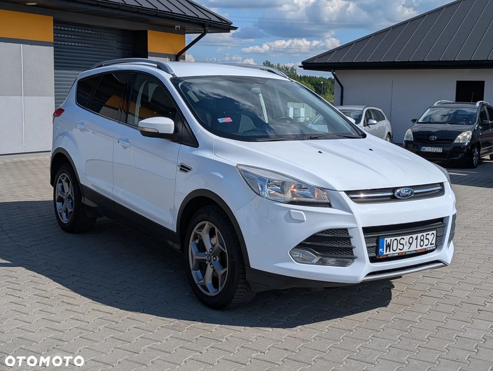 Ford Kuga 1.6 EcoBoost 2x4 Titanium - 18