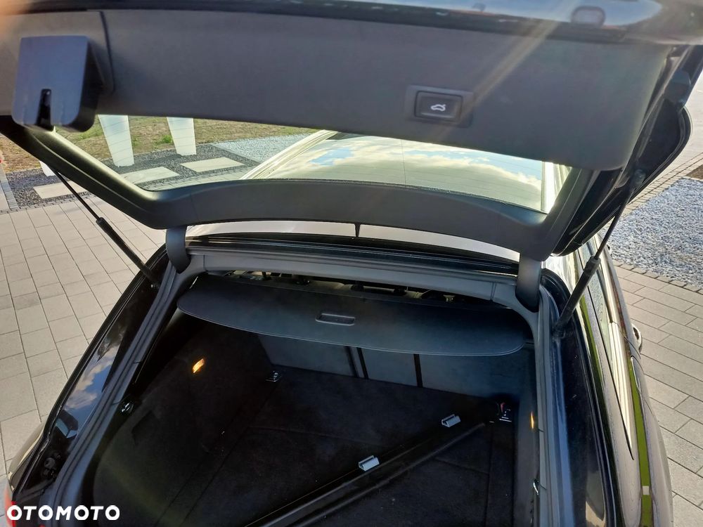 Audi A4 Avant 2.0 TDI DPF clean diesel S line Sportpaket - 18