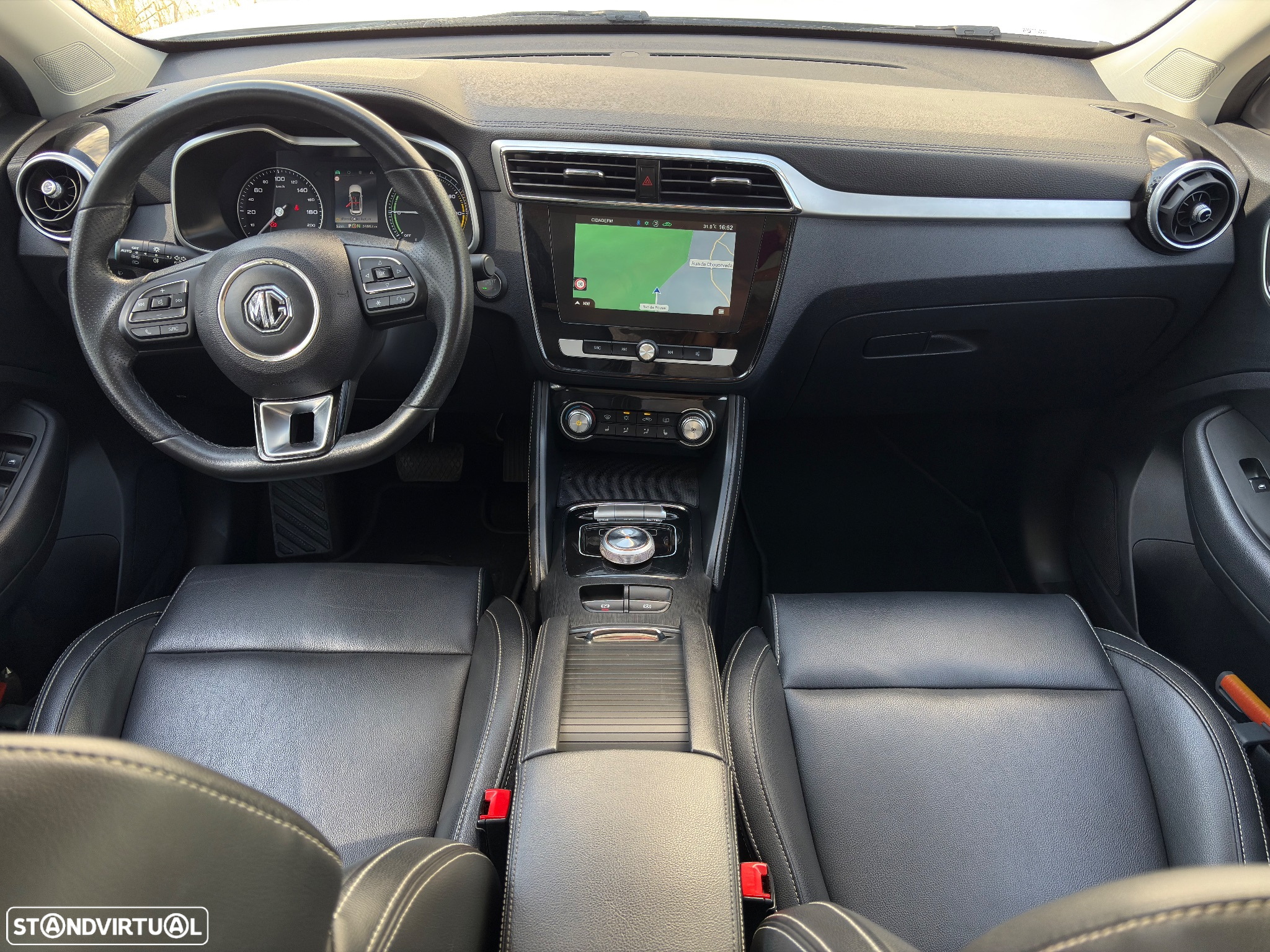 MG ZS EV 44.5 kWh Luxury - 11