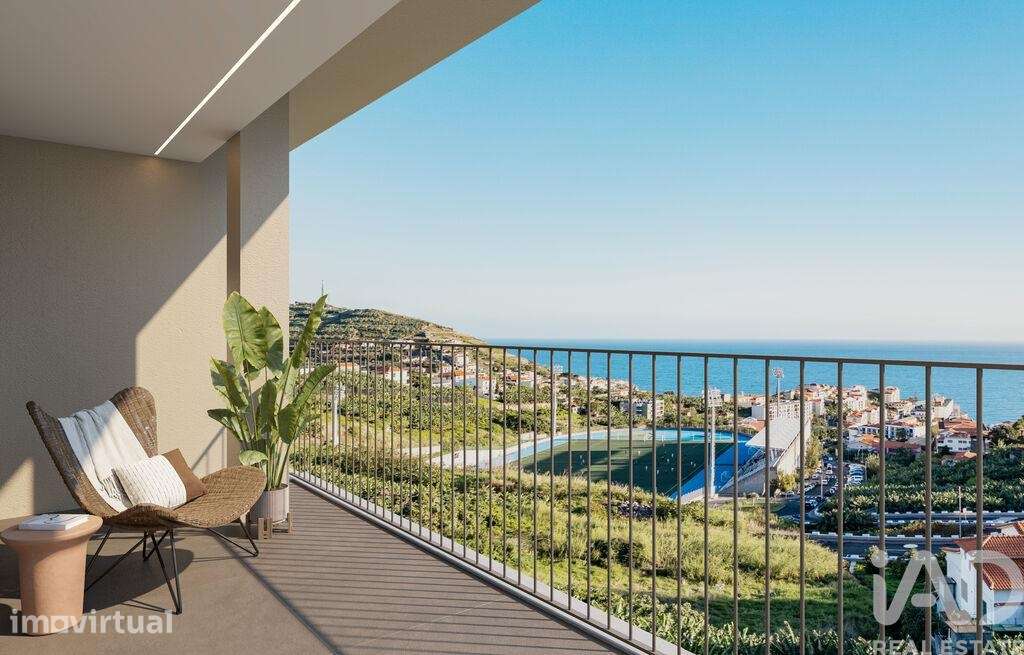 Apartamento T2 em Câmara de Lobos de 106,00 m2 - Grande imagem: 2/12