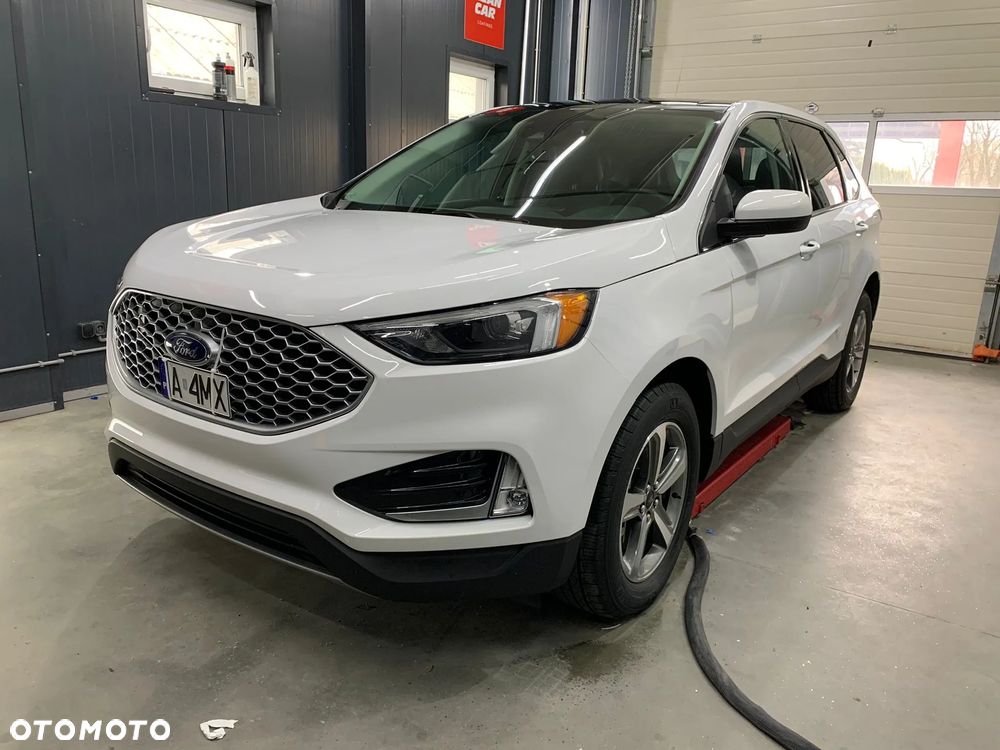 Ford Edge - 2