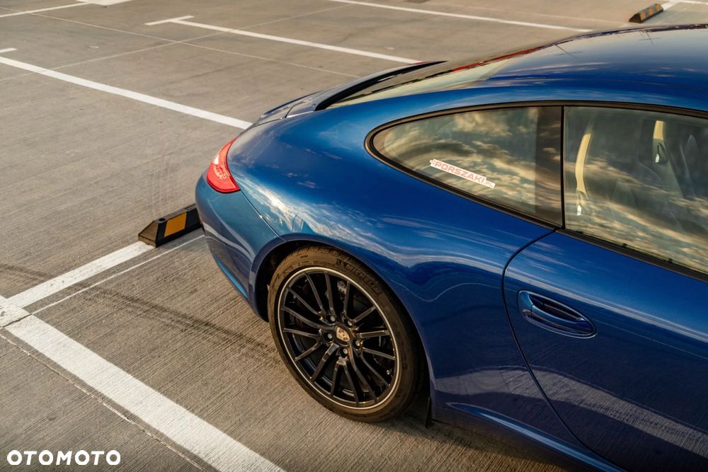 Porsche 911 Carrera PDK - 18