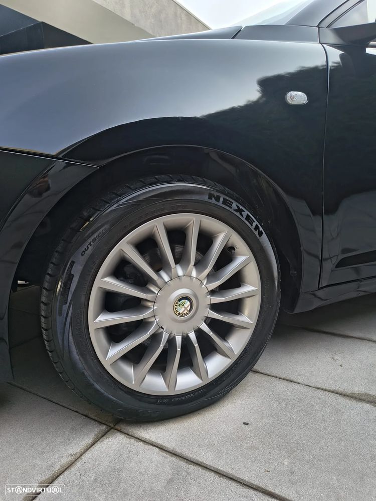 Alfa Romeo MiTo 1.3 JTDM Distinctive - 32