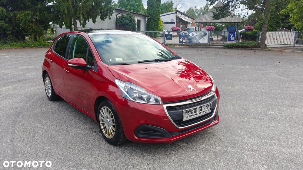 Peugeot 208 2016 photo 2