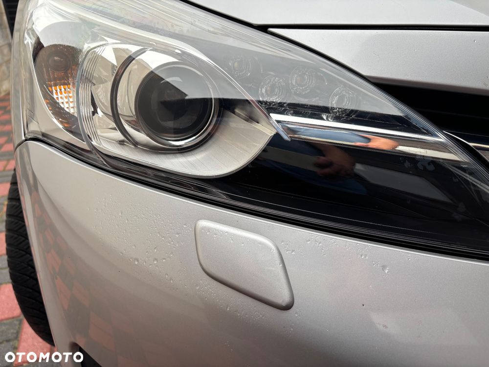 Toyota Verso 1.8 Prestige EU5 MS - 13