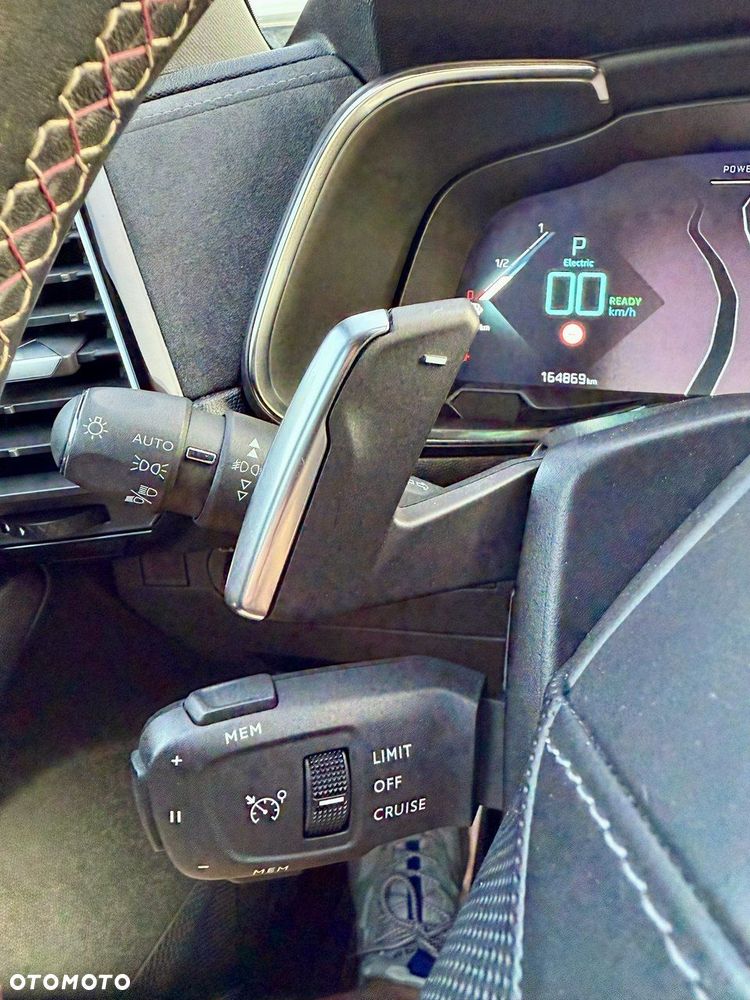 DS Automobiles DS 7 Crossback - 38