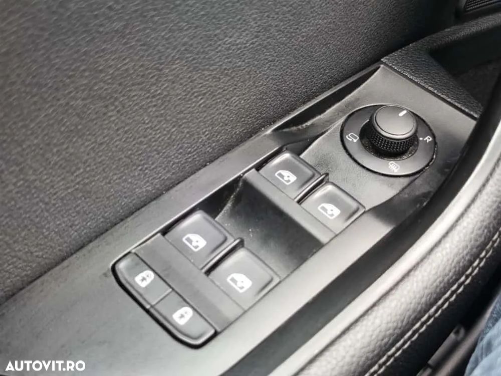 Skoda Superb 2.0 TSI DSG Style - 30