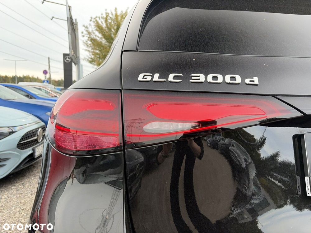Mercedes-Benz GLC 300 d mHEV 4-Matic AMG Line - 18