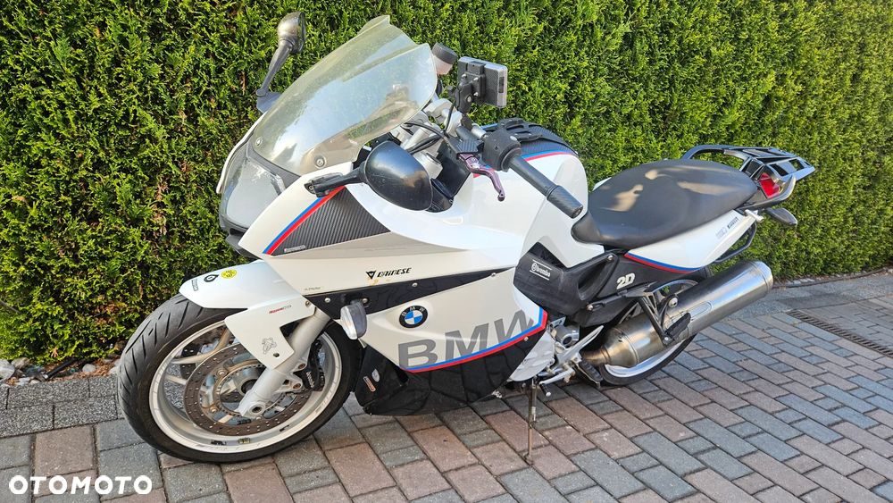 BMW F - 2