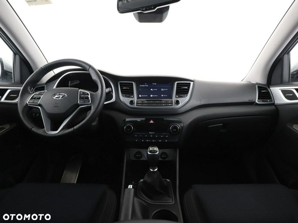 Hyundai Tucson blue 1.6 GDi 2WD Intro Edition - 16