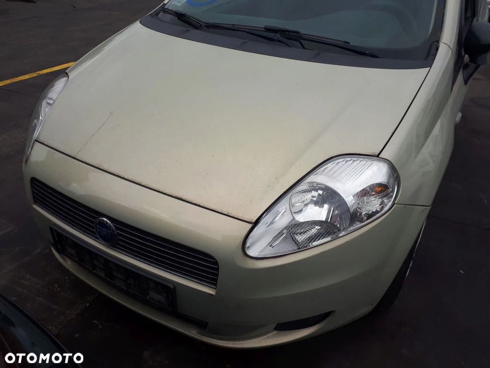 FIAT GRANDE PUNTO 05-09 1.2 8V ZWROTNICA PRZOD PRZEDNIA PRAWA LEWA - 23