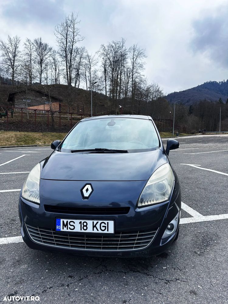 Renault Scenic - 13